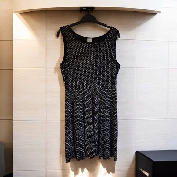 Kaileigh Dresses & Skirts - Kaileigh Women's Navy Blue and White Sleeveless Dress – Size Medium
